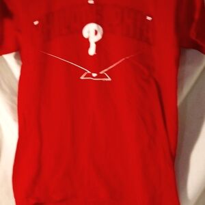 Nike team boys medium Philadelphia Phillies tee shirt.red
